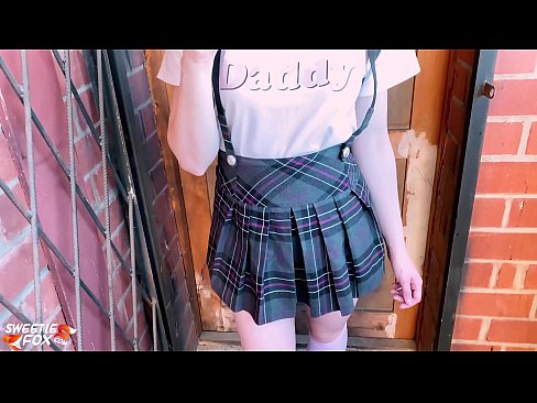 ❤️ Schoolgirl ດູດ dick ຂອງນາງເລິກແລະ fucks ແທນທີ່ຈະຫ້ອງຮຽນ. ❤❌ ພາບລາມົກທີ່ມີຄຸນນະພາບ ຢູ່ຄອມ lo.pornovore.ru ❌️❤